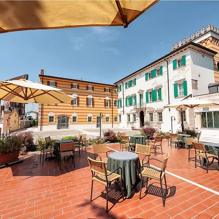 Hotel Villa Malaspina Castel d'Azzano Εξωτερικό φωτογραφία